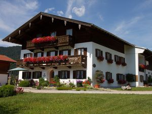 92708-Ferienwohnung-2-Inzell-300x225-0