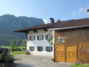 92712-Ferienwohnung-2-Inzell-300x225-1