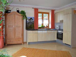 78361-Ferienwohnung-2-Inzell-300x225-4