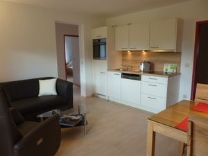 18716038-Ferienwohnung-4-Inzell-300x225-5