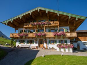 23017669-Ferienwohnung-4-Inzell-300x225-2