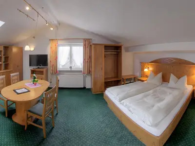 Wohn- und Schlafbereich