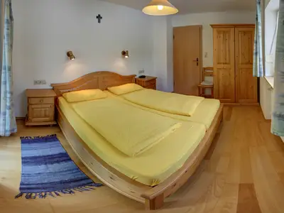 Schlafzimmer 2