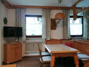 23534867-Ferienwohnung-4-Inzell-300x225-5