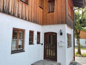 23967860-Ferienwohnung-4-Inzell-300x225-0