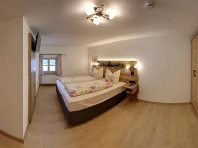 GamsblumeSchlafzimmer1.1