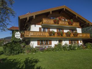 97838-Ferienwohnung-4-Inzell-300x225-0