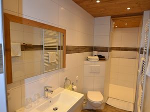 92704-Ferienwohnung-4-Inzell-300x225-2