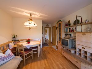 78515-Ferienwohnung-2-Inzell-300x225-5