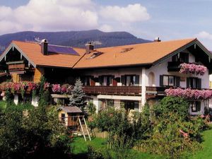 102036-Ferienwohnung-4-Inzell-300x225-3