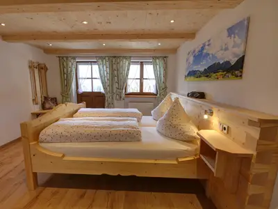 1. Schlafzimmer mit 2,20 m Betten