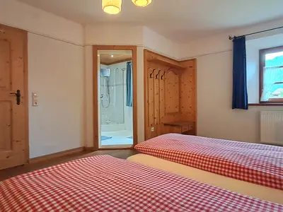 Blick ins Badezimmer