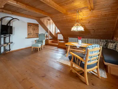 Großes Wohnzimmer für die ganze Familie