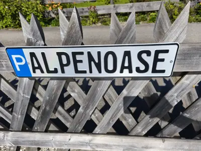 Kostenloser Parkplatz im Hof