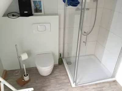 INSIDE, BATHROOM
