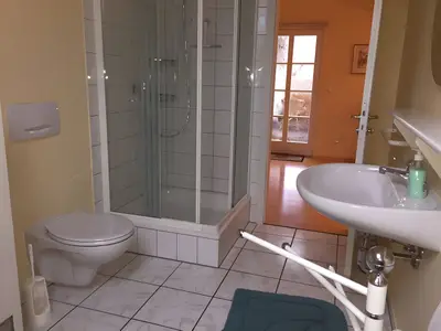 INSIDE, BATHROOM