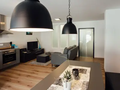 Photo, INSIDE, OUTSIDE