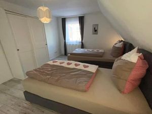 23892209-Ferienwohnung-4-Ipsheim-300x225-3