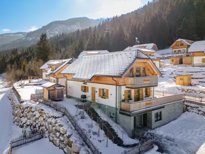 Außenseite Ferienhaus [Winter]