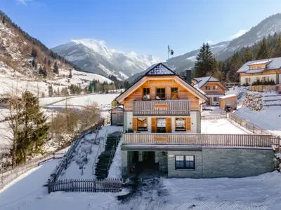 Außenseite Ferienhaus [Winter]