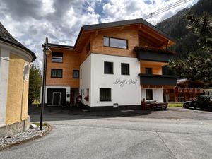 23997658-Ferienwohnung-2-Ischgl-300x225-3