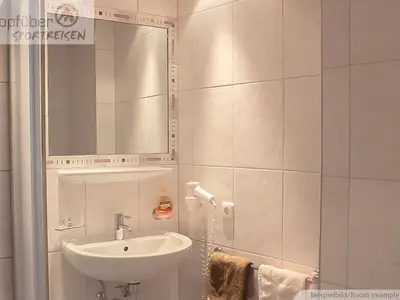 4er Apartment Badezimmer_WZ