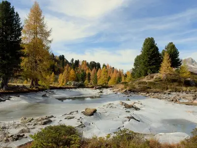 Eine Wanderung zum Bergli See im Herbst