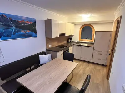 Küche mit Essbereich