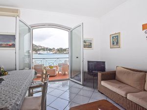 24003498-Ferienwohnung-6-Ischia-300x225-2