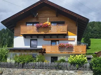 Haus mit neuer Ansicht