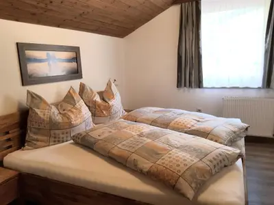 Schlafzimmer 2