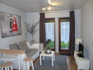 22781699-Ferienwohnung-1-Isenbüttel-300x225-4