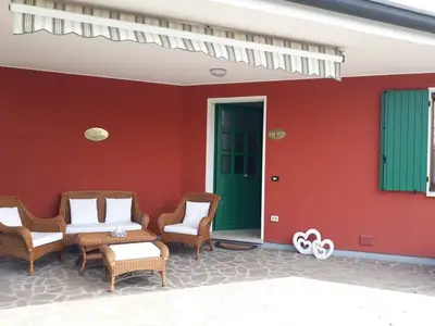 Ferienwohnung für 8 Personen (135 m²) in Isola Albarella 1/10