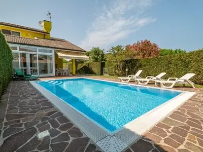 Ferienwohnung für 8 Personen in Isola Albarella 4/10