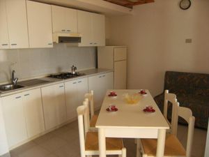 23937567-Ferienwohnung-4-Isola Di Capo Rizzuto-300x225-5