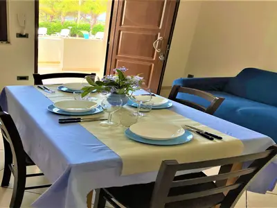 DiningRoom