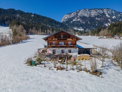 Außenseite Ferienhaus [Winter]