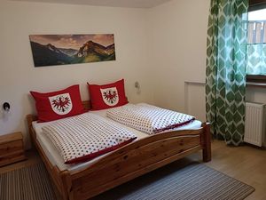 21667265-Ferienwohnung-7-Itter-300x225-4