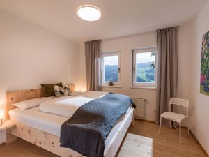 24047683-Ferienwohnung-6-Itter-300x225-2