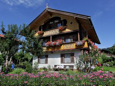 Haus_Weber_Doerfl_35_Itter_Haus_aussen_Sommer