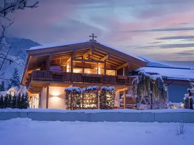 Ferienwohnung für 10 Personen (283 m²) in Itter 1/10