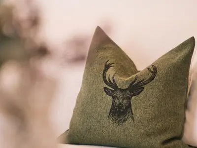 Liebevolle Details in der Holzküche