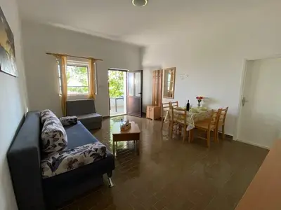 Ferienwohnung für 5 Personen in Ivan Dolac 3/10