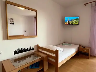 Ferienwohnung für 3 Personen in Ivan Dolac 7/10