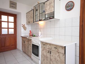 23930517-Ferienwohnung-4-Ivan Dolac-300x225-2