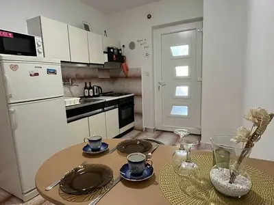 Ferienwohnung für 3 Personen in Ivan Dolac 3/10
