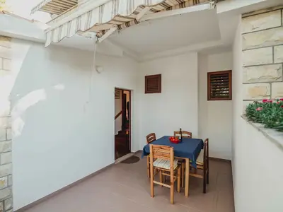 Ferienwohnung für 4 Personen (50 m²) in Ivan Dolac 3/10