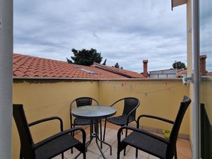 23587811-Ferienwohnung-8-Izola-300x225-1