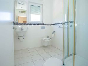 23999959-Ferienwohnung-6-Ičići-300x225-5