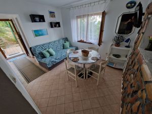 23929915-Ferienwohnung-4-Ičići-300x225-3